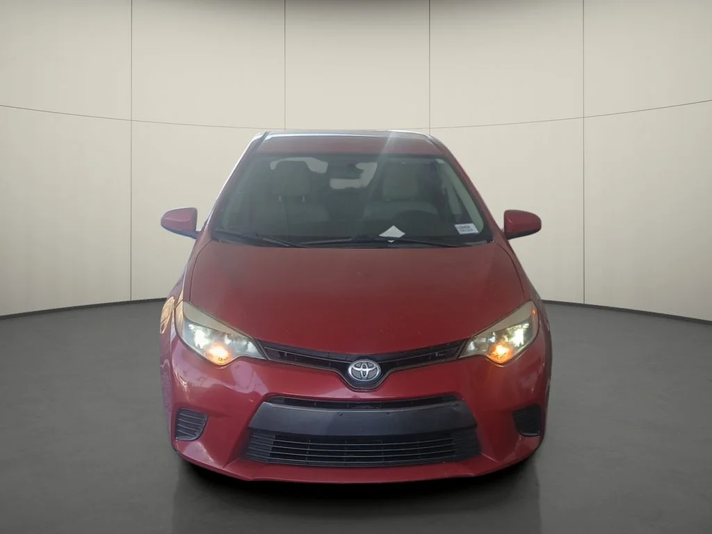 Used 2016 Red Toyota LE image 2