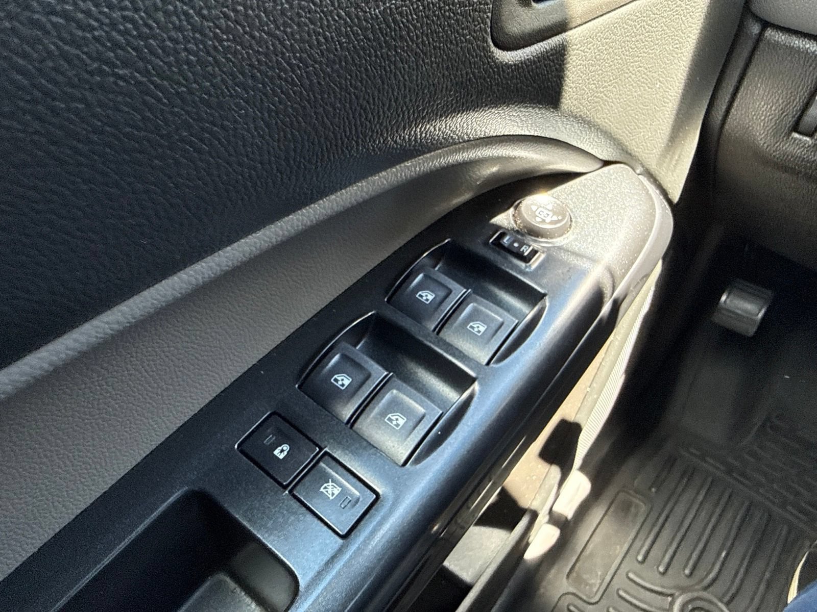 Used 2022 Satin Steel Metallic Chevrolet WT image 33
