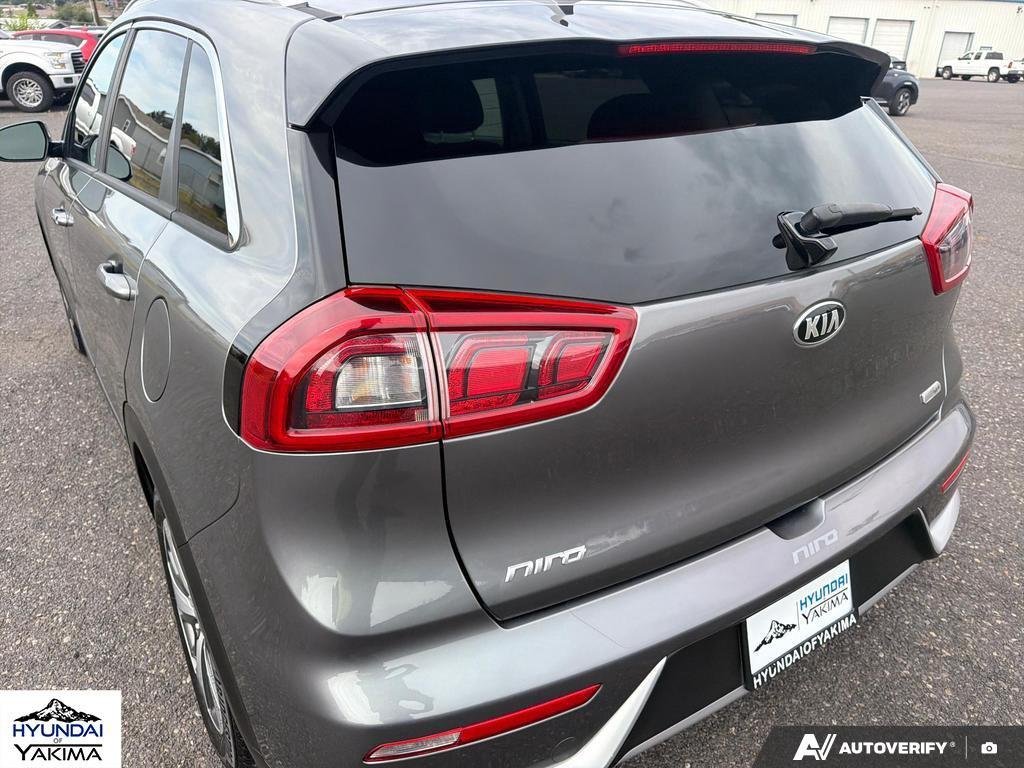 Used 2017 Metal Stream Kia LX image 11