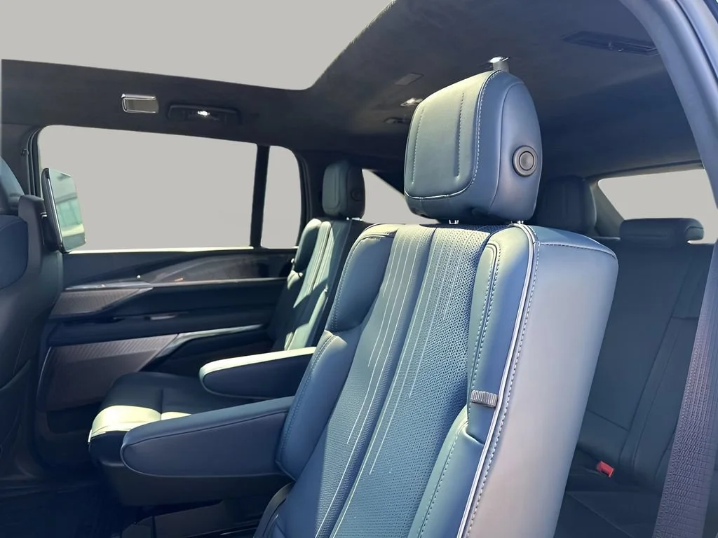 2026 Cadillac Escalade IQ Premium Luxury - Photo 20