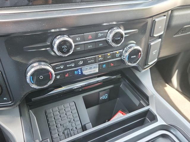New 2026 Glacier Gray Metallic Tri-Coat Ford F-350® Lariat® image 20