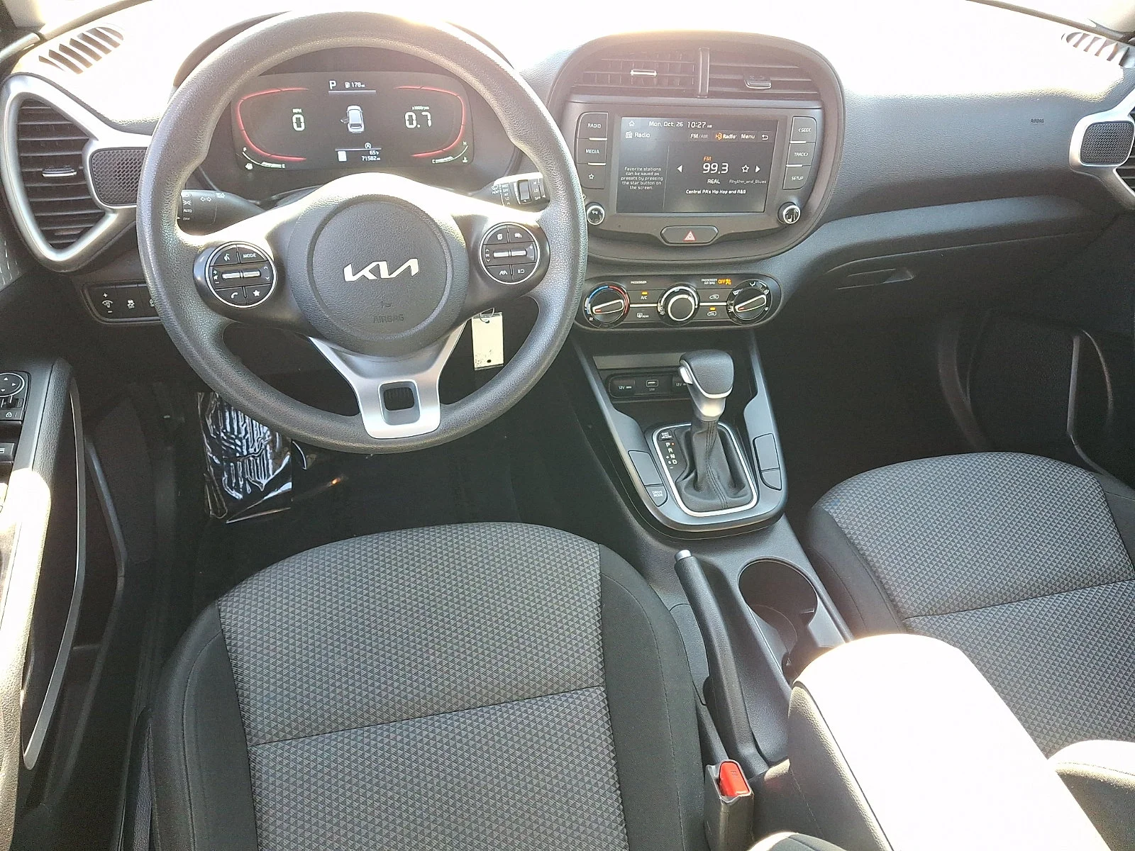 Certified Used 2023 Gray Kia LX image 11