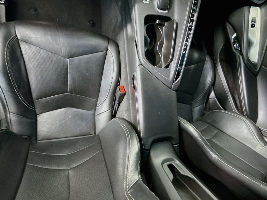 Used 2021 Black Chevrolet Stingray image 15