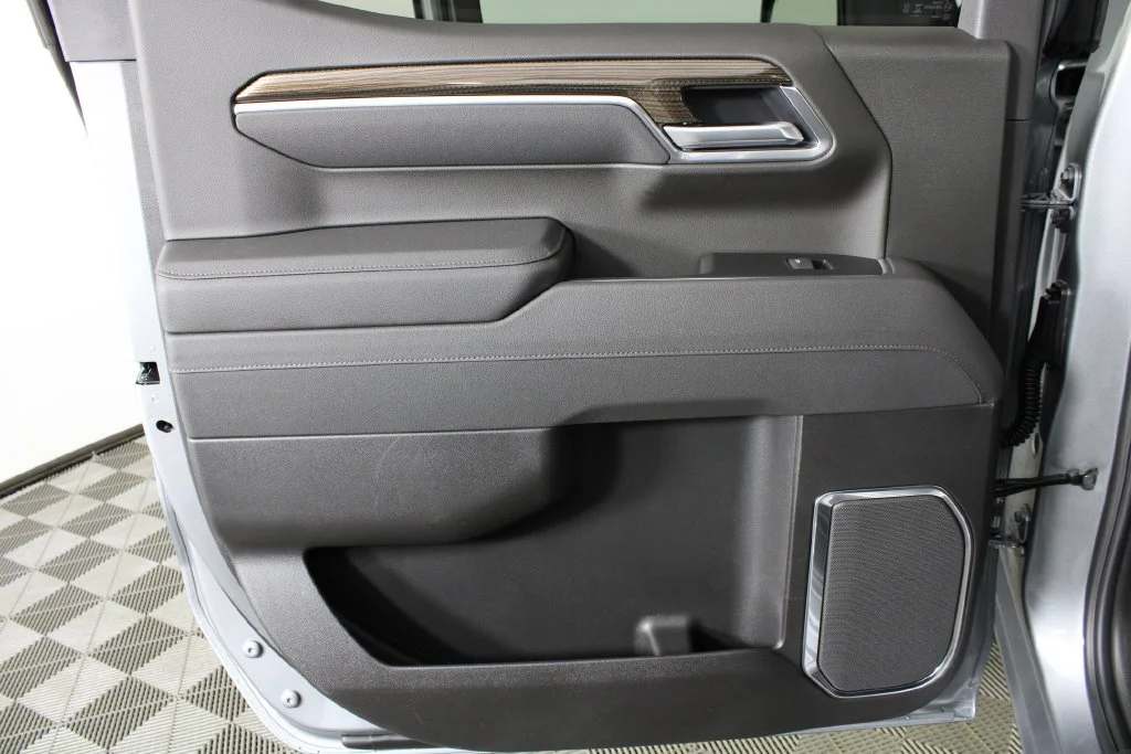 New 2026 Sterling Gray Metallic Chevrolet LT Trail Boss image 11