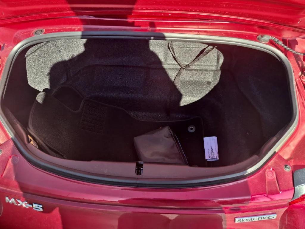Used 2023 Red Mazda Club image 22
