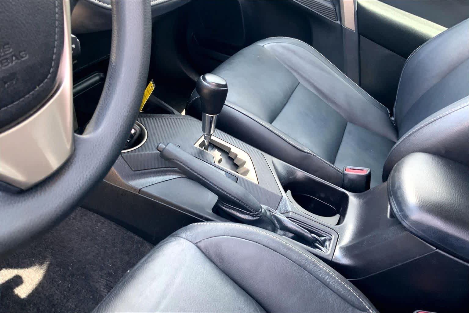 Used 2013 Magnetic Gray Metallic Toyota XLE image 15
