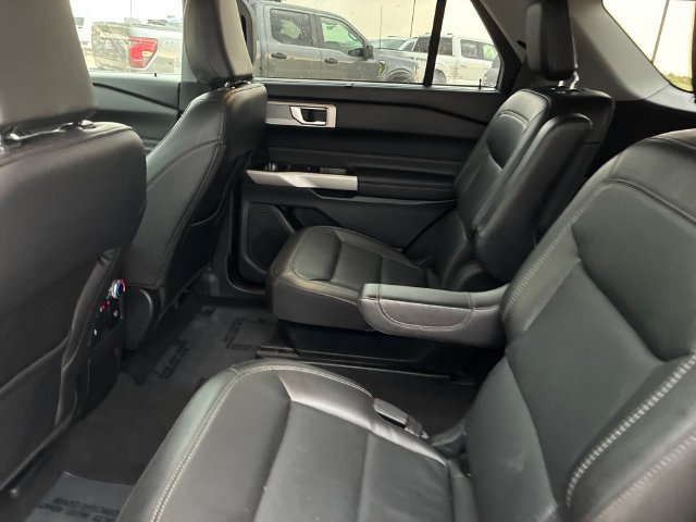Used 2023 Silver Ford Limited image 16