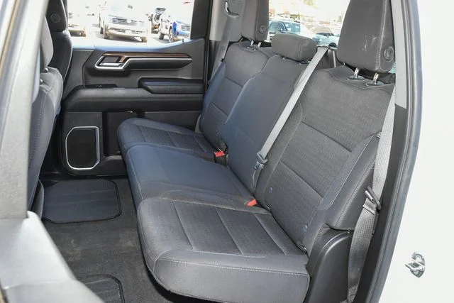 Used 2022 White Chevrolet LT image 19