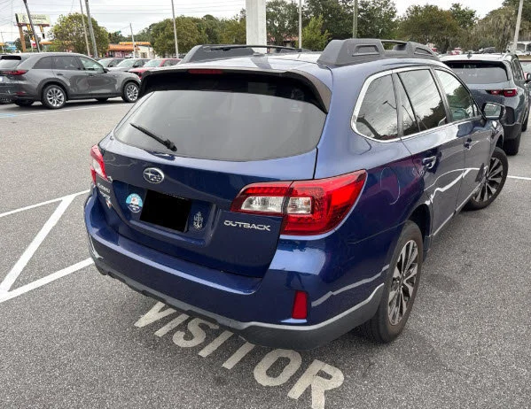 Used 2015 Blue Subaru 2.5i image 7