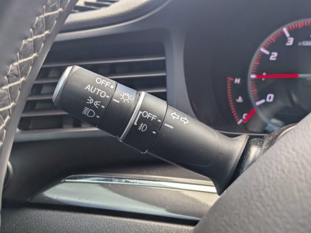 Used 2022 White Acura Premium and A-SPEC Packages image 27