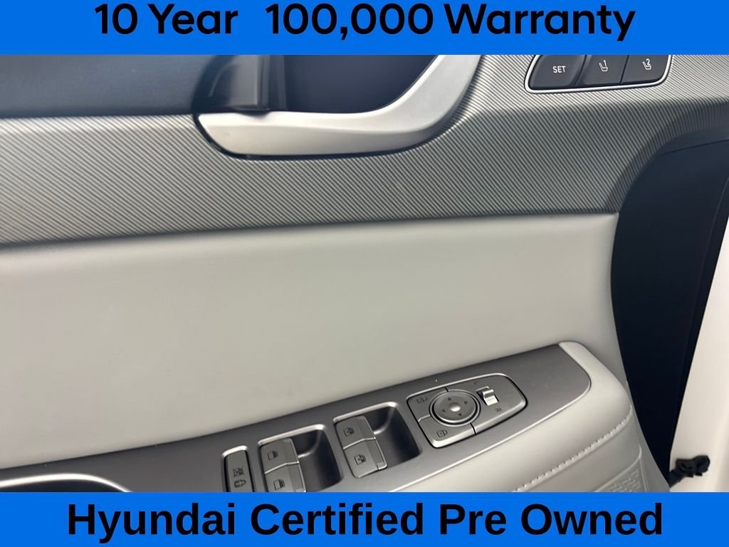 Certified Used 2025 White Hyundai SEL Premium image 19
