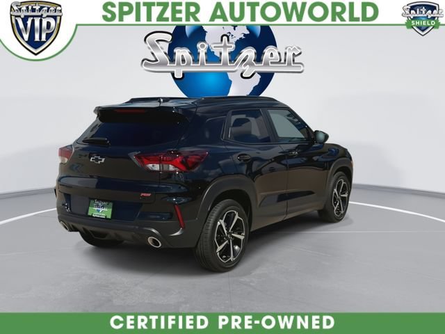 Used 2022 MOSAIC BLACK METALLIC Chevrolet RS image 9
