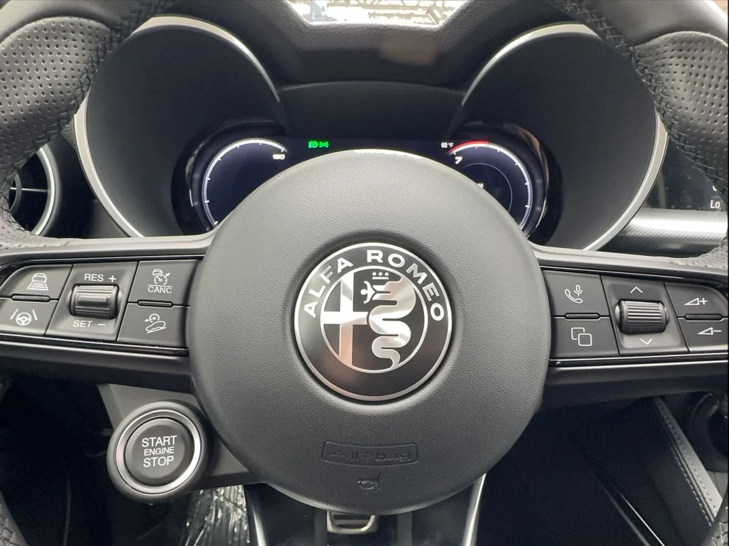 New 2026 Gray Alfa Romeo Base image 44