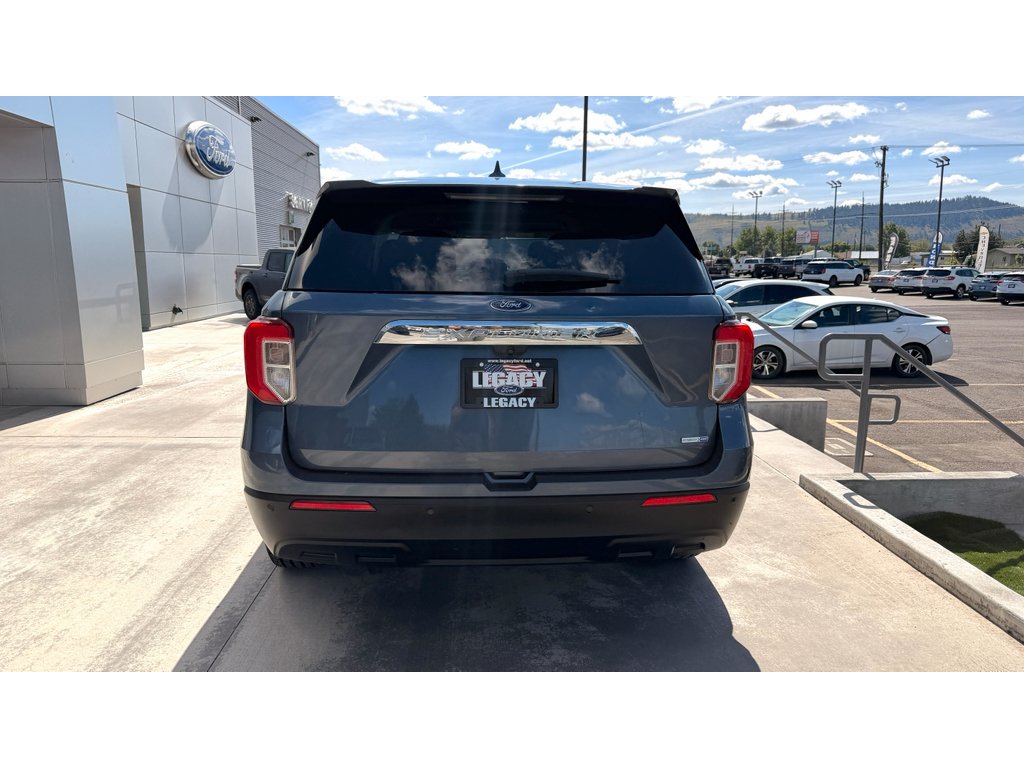 Used 2020 Blue Metallic Ford Base image 8