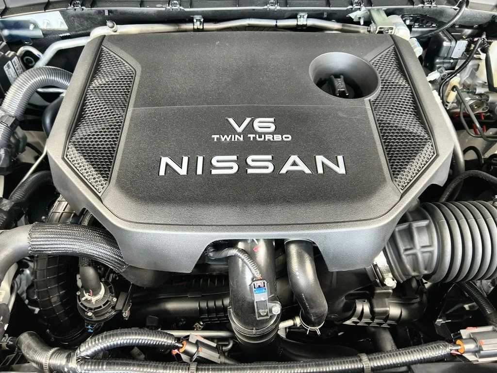 New 2026 Aspen White TriCoat Nissan Platinum image 18