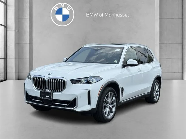 Used 2026 Alpine White BMW xDrive40i image 1