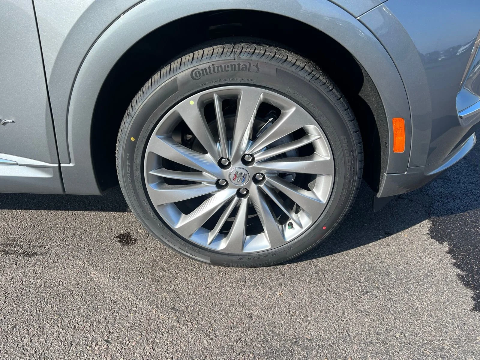 New 2026 Moonstone Gray Metallic Buick Avenir image 9