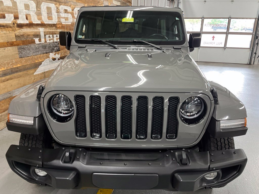 Used 2023 Gray Clearcoat Jeep Freedom Edition image 7