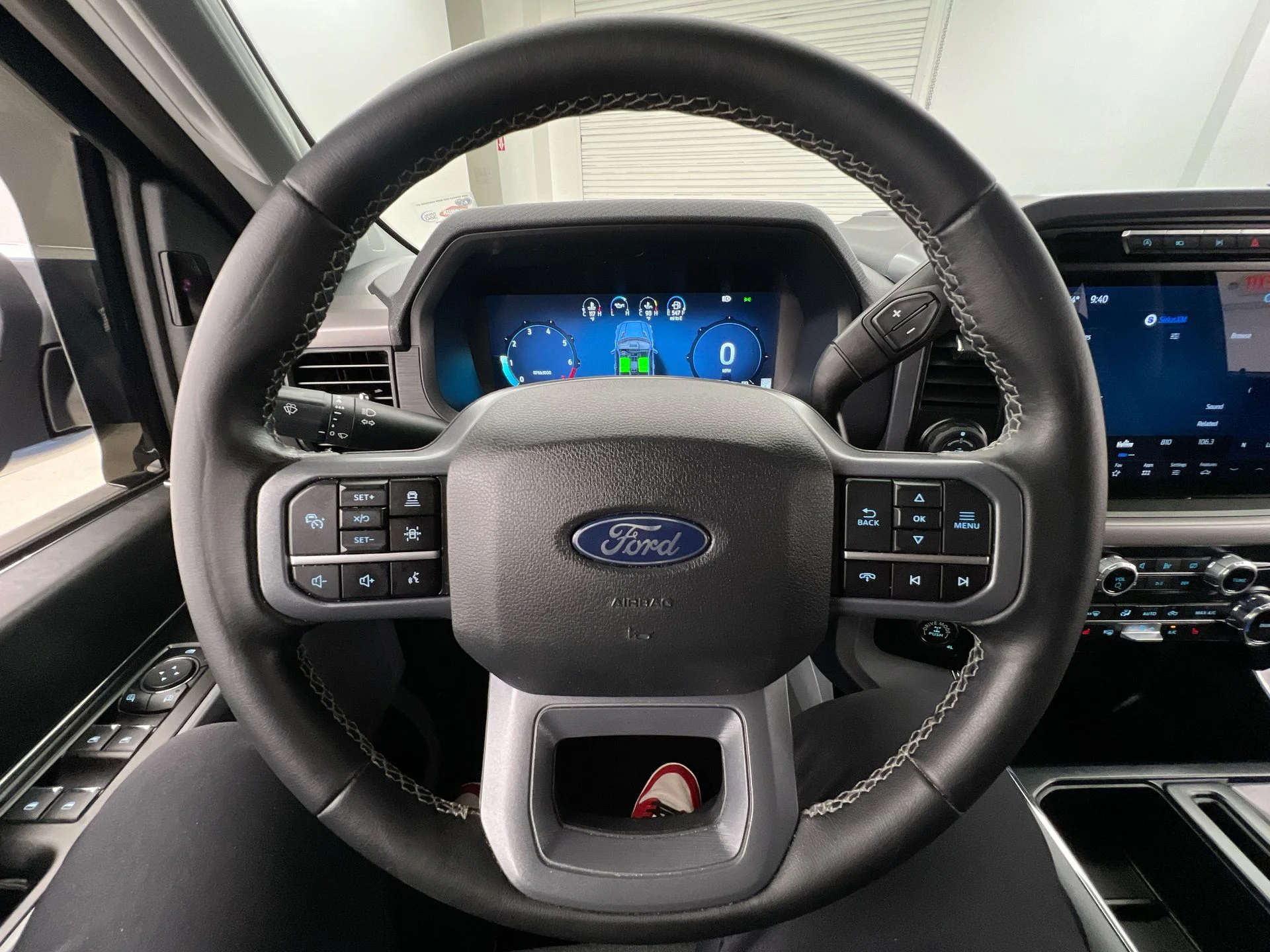 Used 2024 Blue Ford XLT image 29