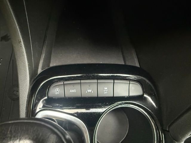 Used 2022 Red Buick Select image 20