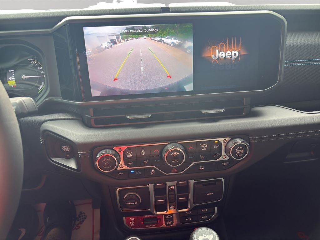Used 2025 Black Clearcoat Jeep Rubicon image 28