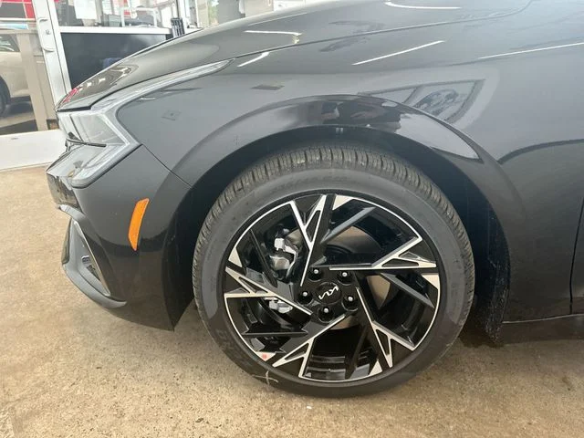 New 2026 Aurora Black Pearl Kia GT-Line FWD image 20