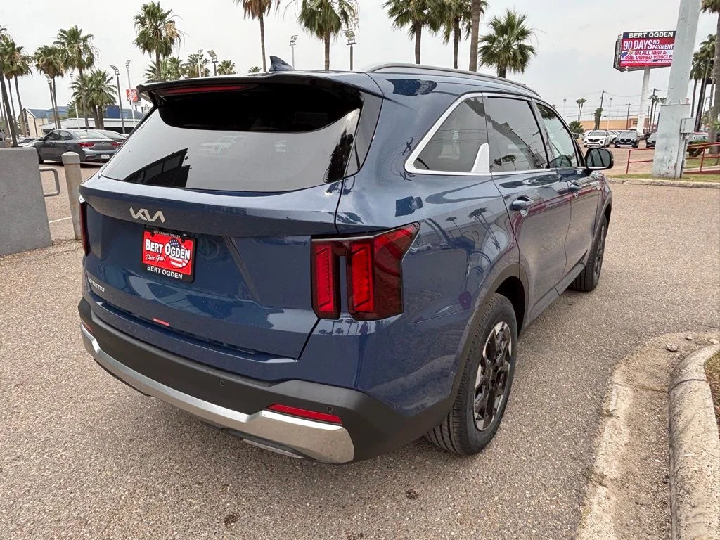 2025 Kia Sorento S - Photo 7