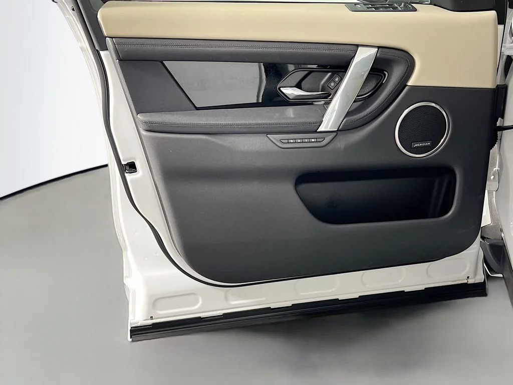 2025 Land Rover Discovery Sport S - Photo 18