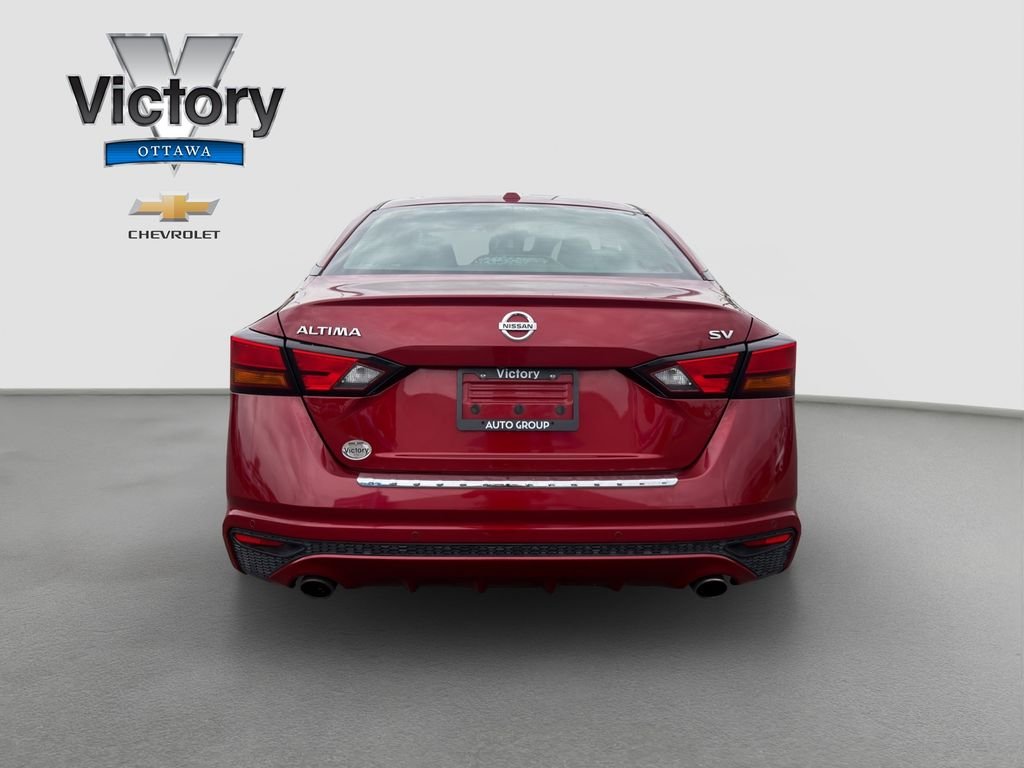 Used 2021 Red Nissan 2.5 SV image 5