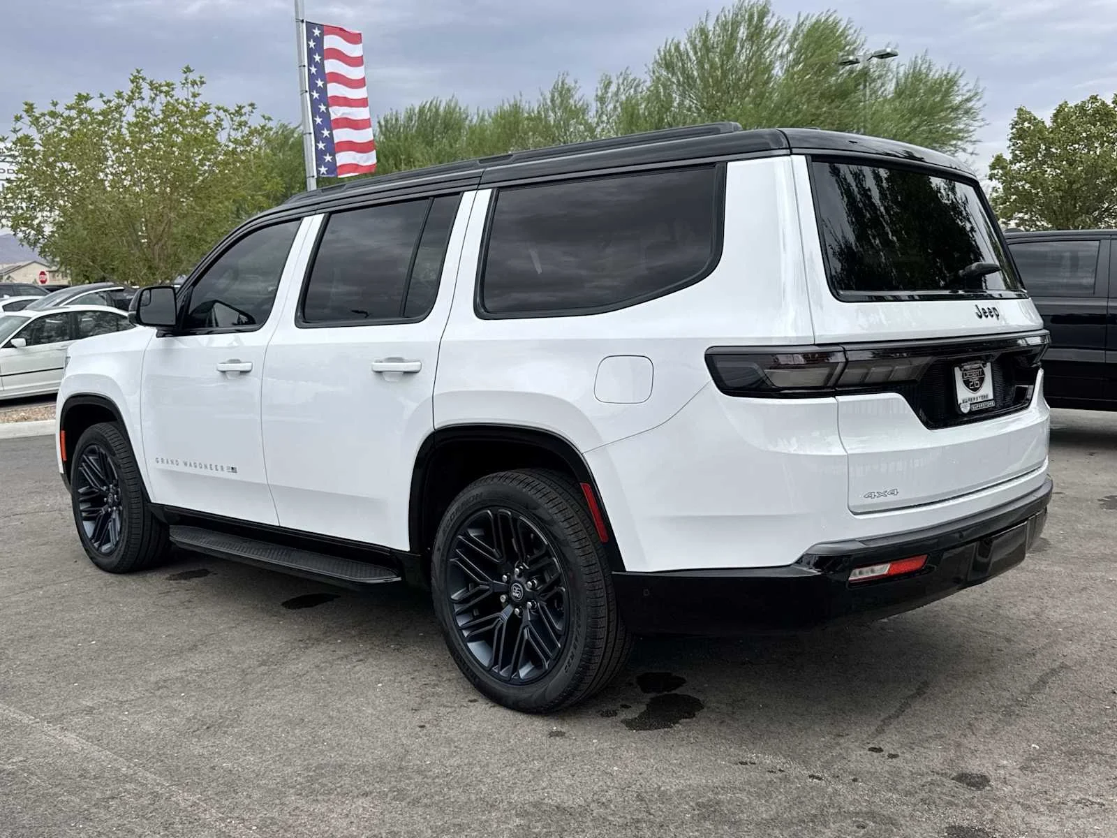 New 2026 Bright White Clear-Coat Exterior Paint Jeep 85th Anniversary image 6
