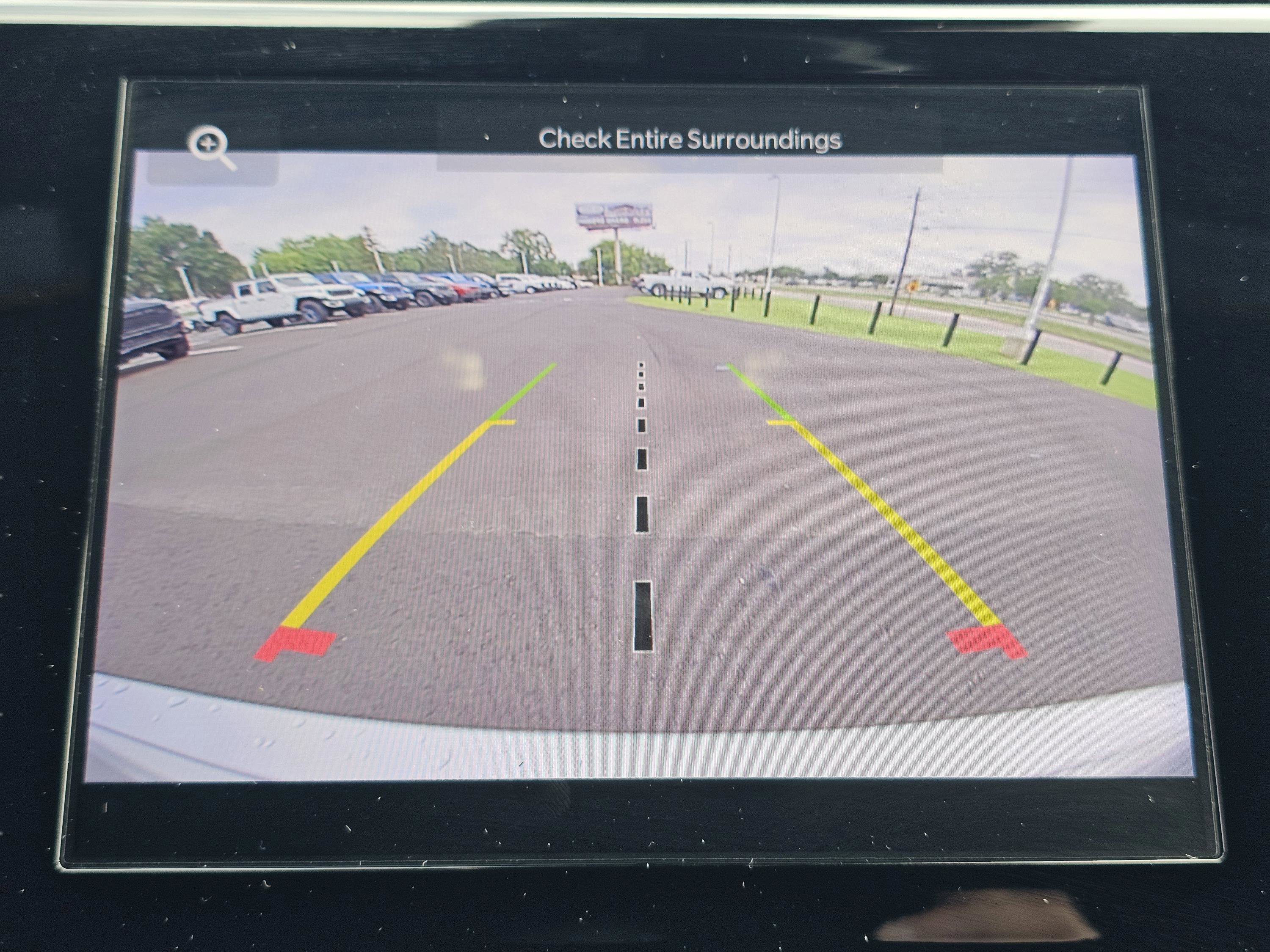 Used 2023 Silver Zynith Jeep Altitude image 29