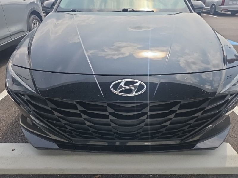Used 2022 Black Hyundai SEL image 11