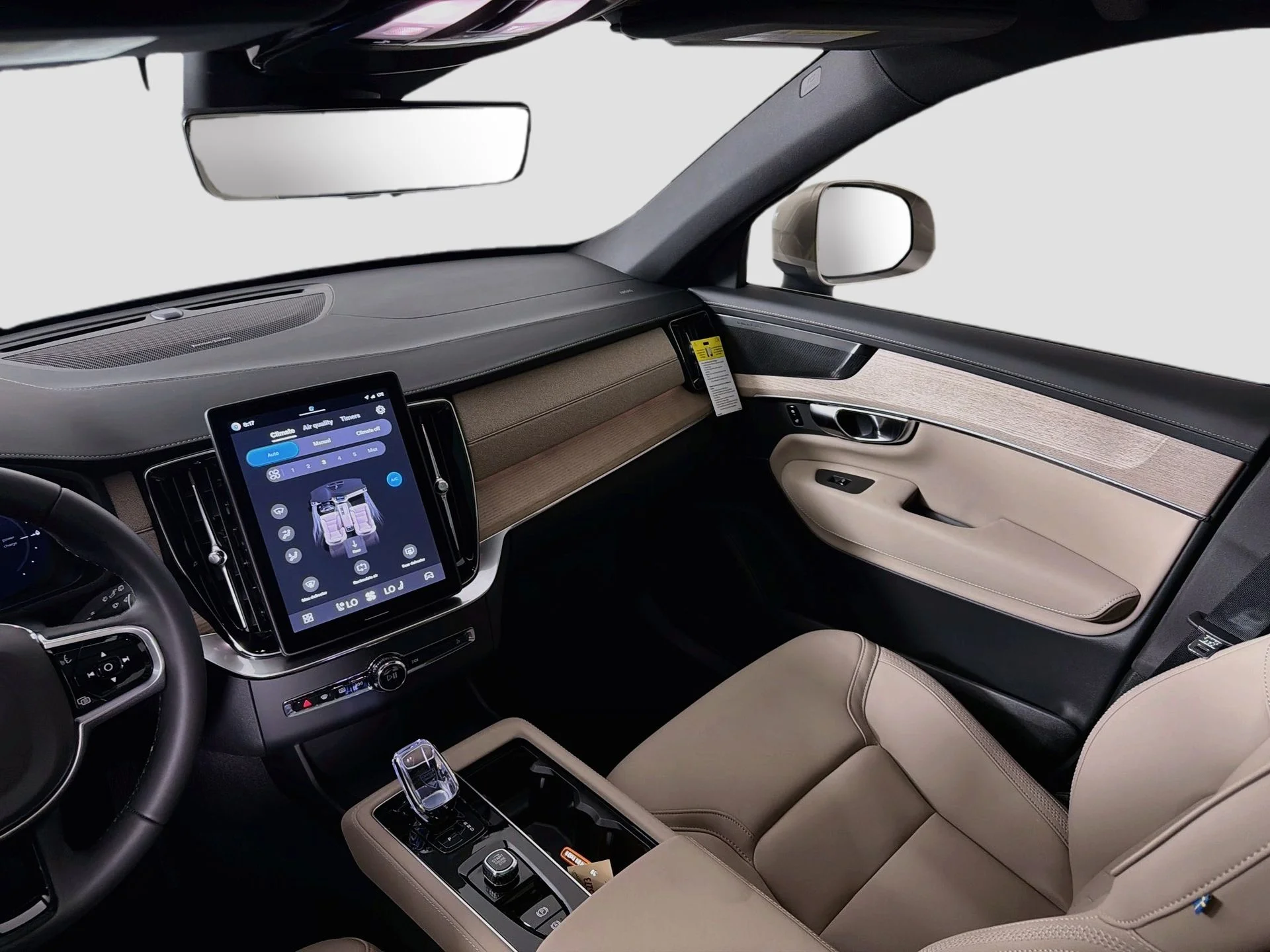 New 2026 Bright Dusk Volvo Plus image 23