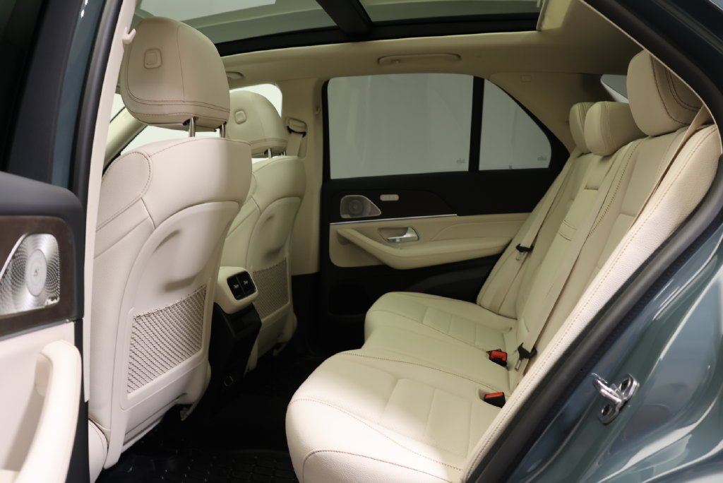 Used 2027  Mercedes-Benz GLE 350 image 46