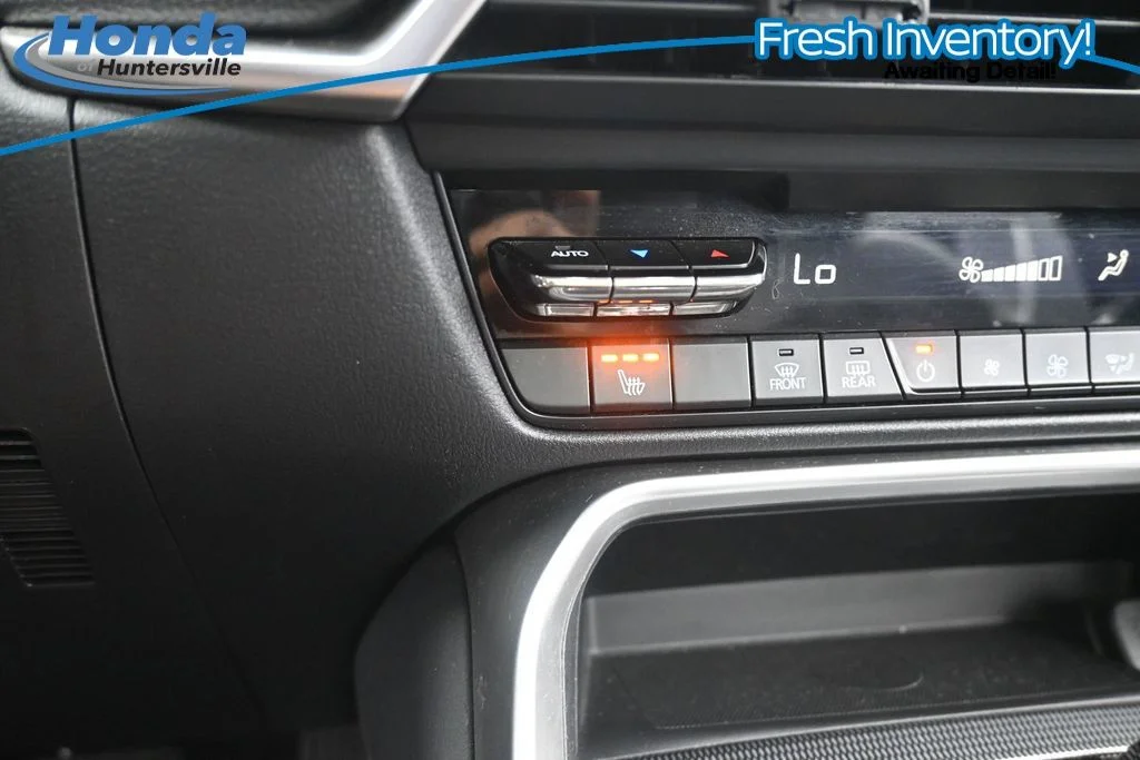 Used 2024 Machine Gray Mazda 3.3 Turbo Premium image 20