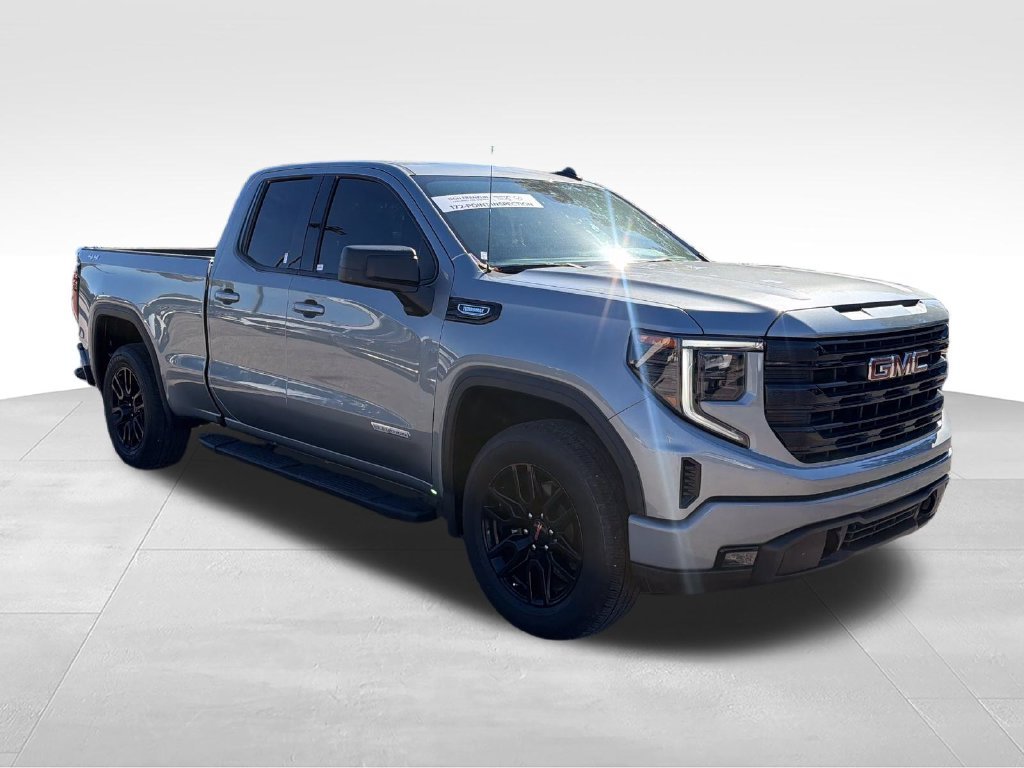 Used 2025 Silver GMC Elevation image 7