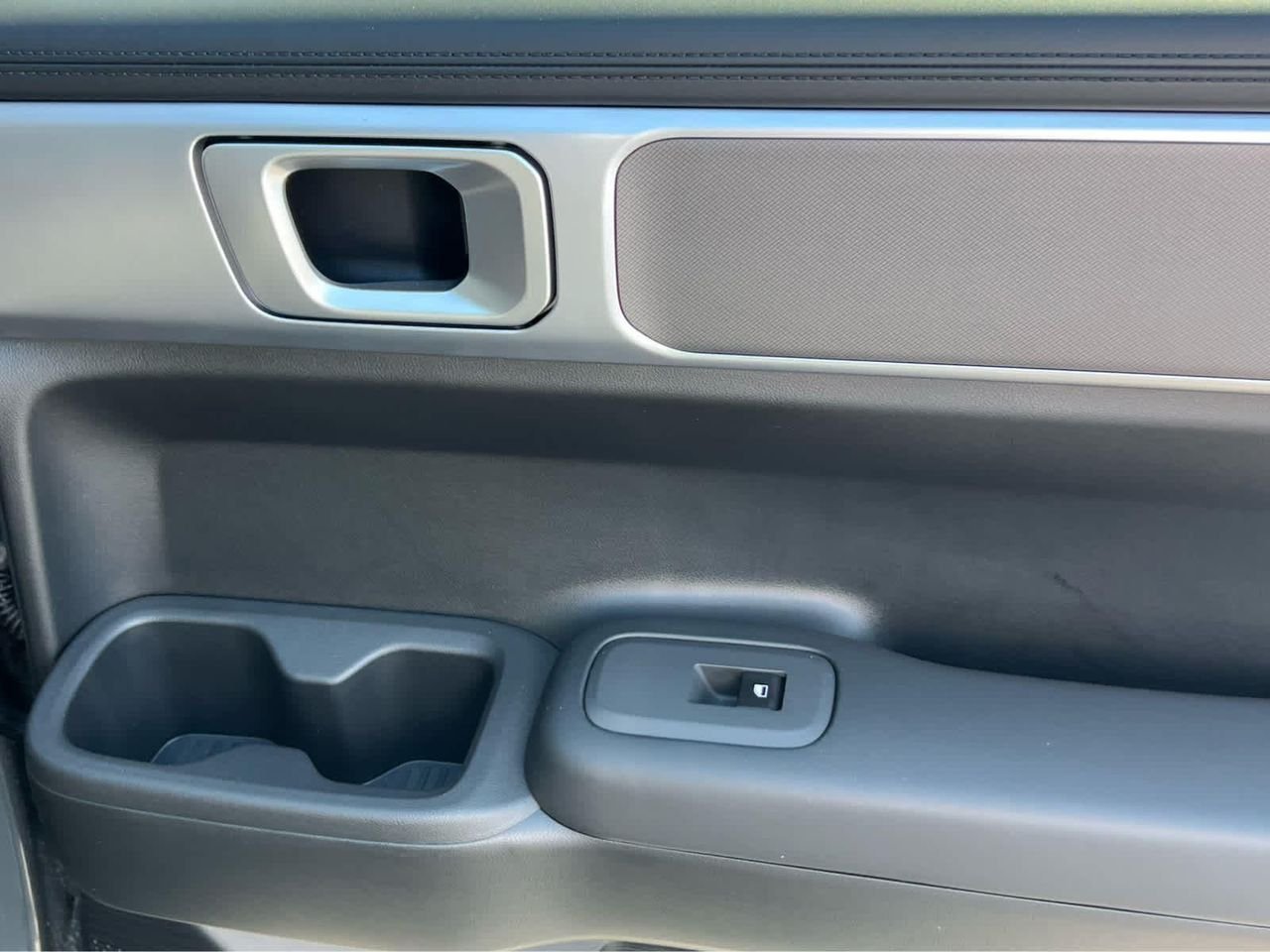 New 2026 Ecotronic Gray Hyundai SE image 22