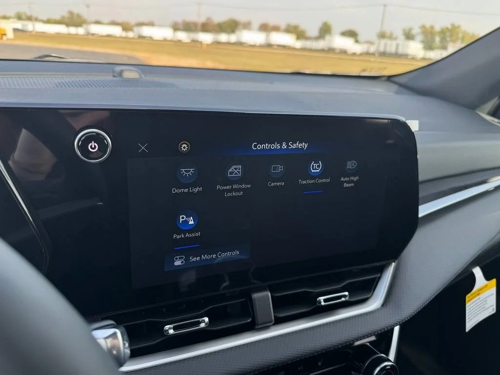 New 2026 Summit White Chevrolet LT image 23