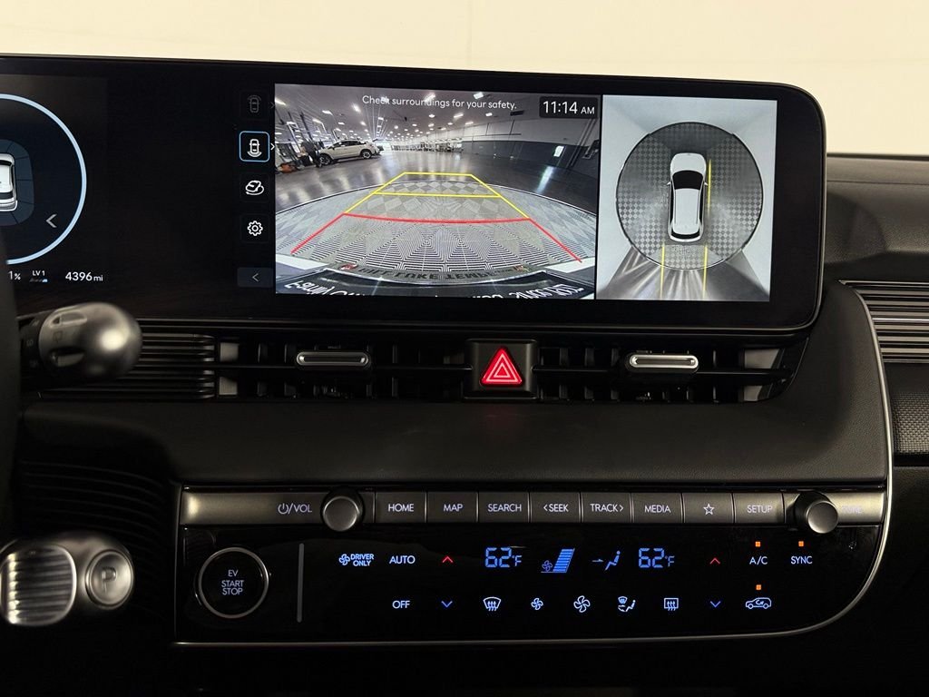 Used 2025 White Hyundai Limited image 21