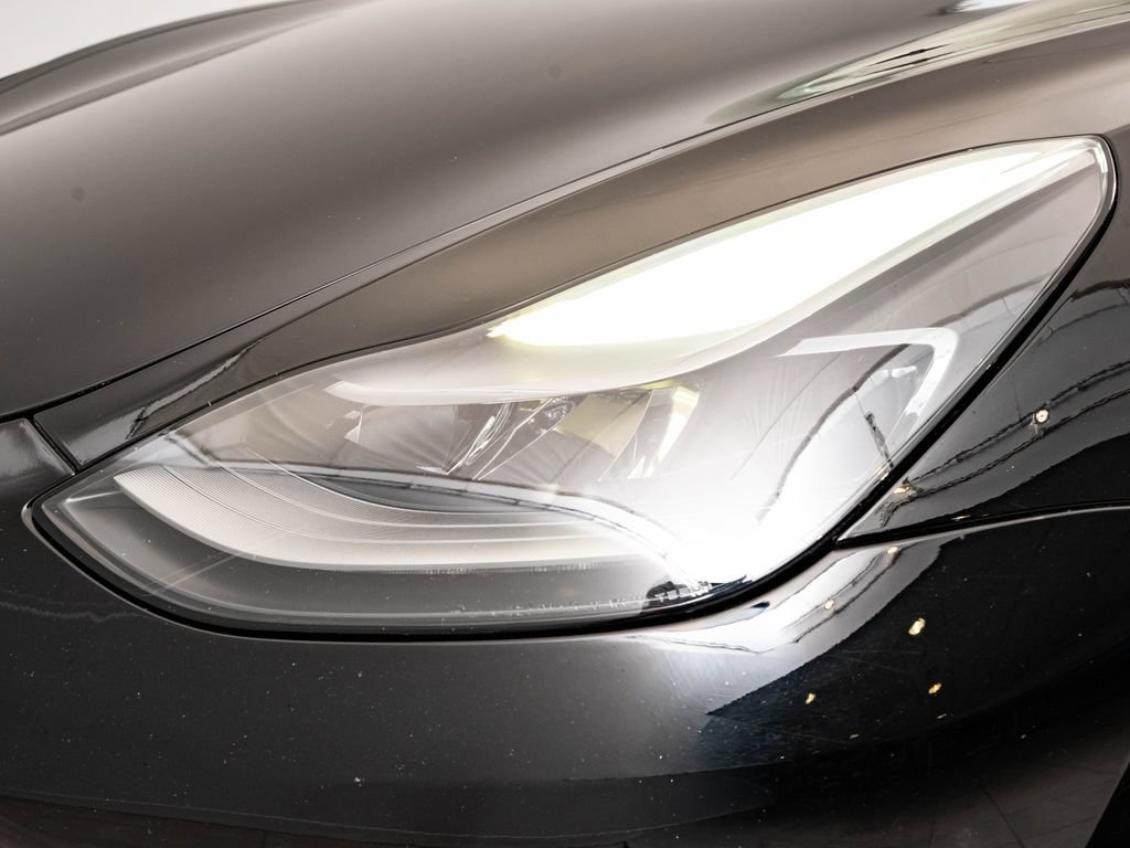 Used 2023 Black Tesla  image 14