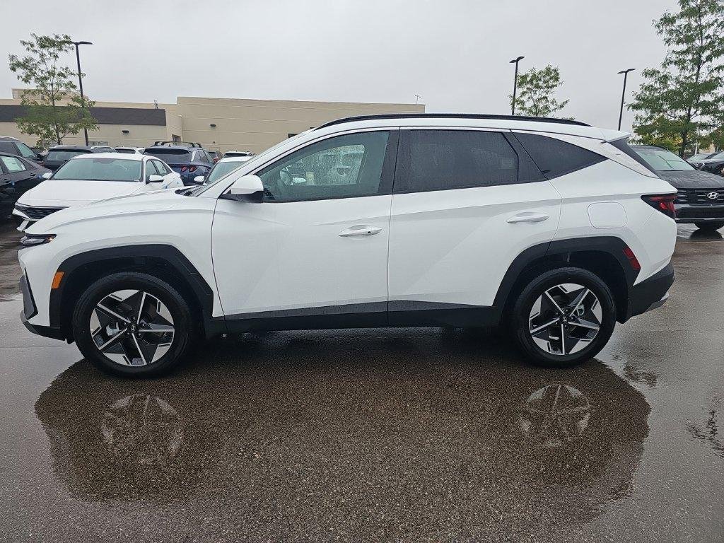 New 2026 White Hyundai SEL AWD image 2