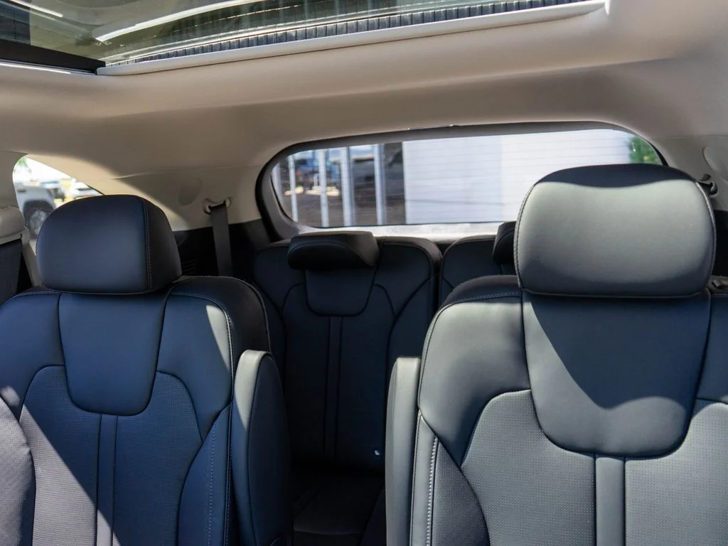 New 2026 Mineral Blue Kia EX image 13