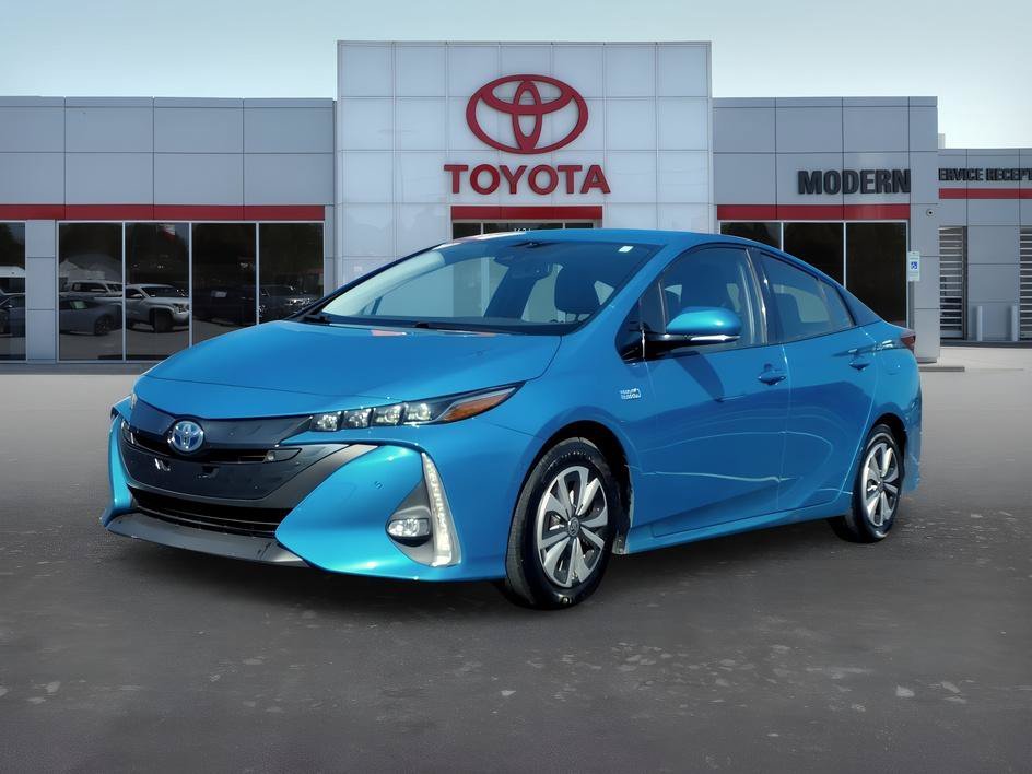 Used 2017 Blue Magnetism Toyota Advanced image 1