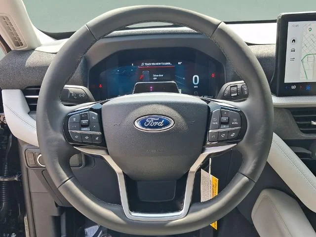 New 2026 Agate Black Metallic Ford Platinum™ image 10