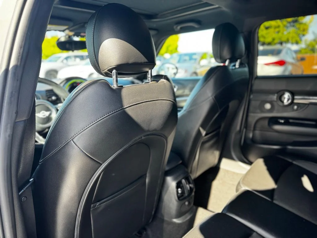 Used 2016 Gray MINI Clubman image 16