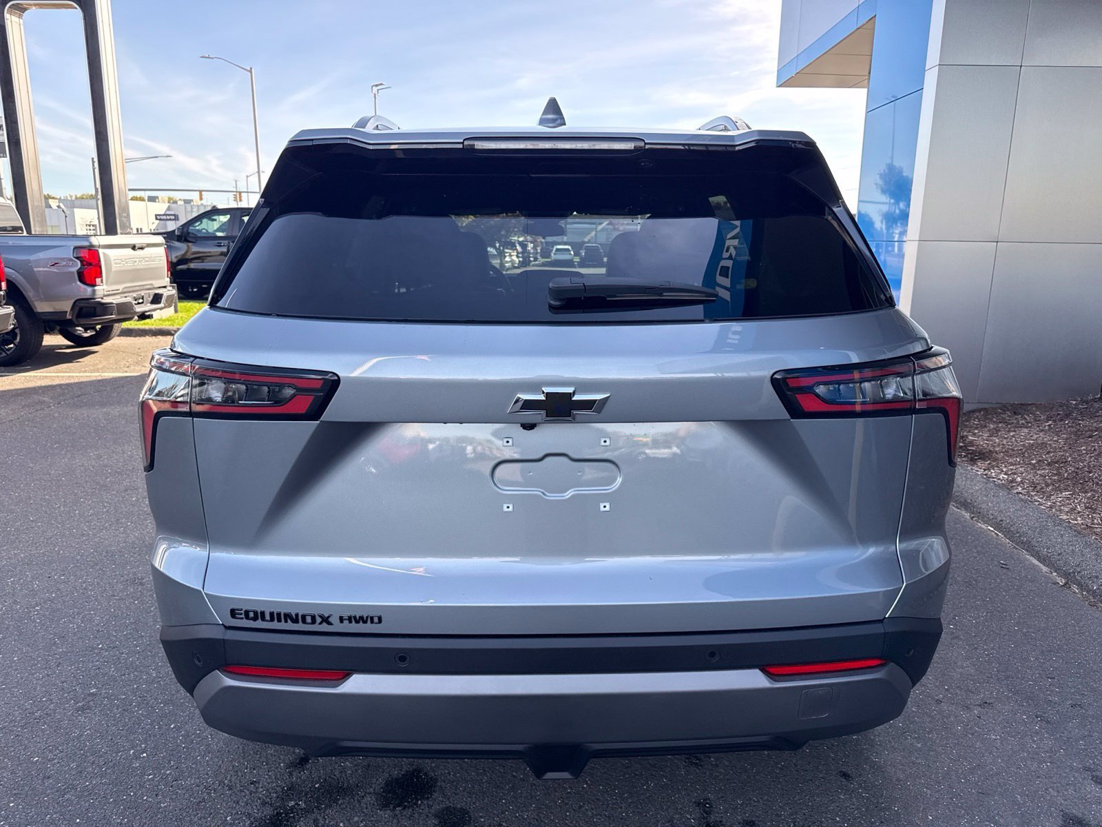 2027 Chevrolet Equinox LT - Photo 7
