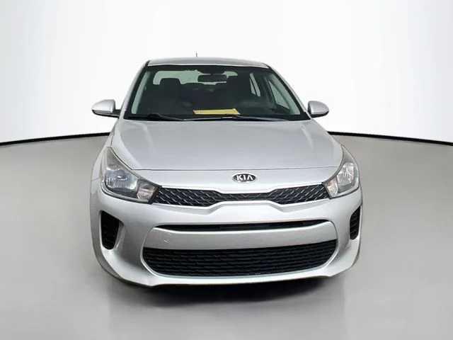 Used 2018 Silky Silver Kia S image 2