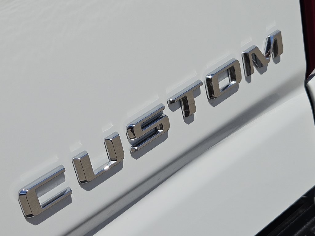 2026 Chevrolet Silverado 2500 HD Custom - Photo 8
