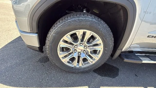 2026 GMC Sierra 1500 Denali - Photo 9