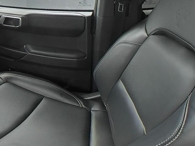 Used 2025 Gray Ford Outer Banks image 37